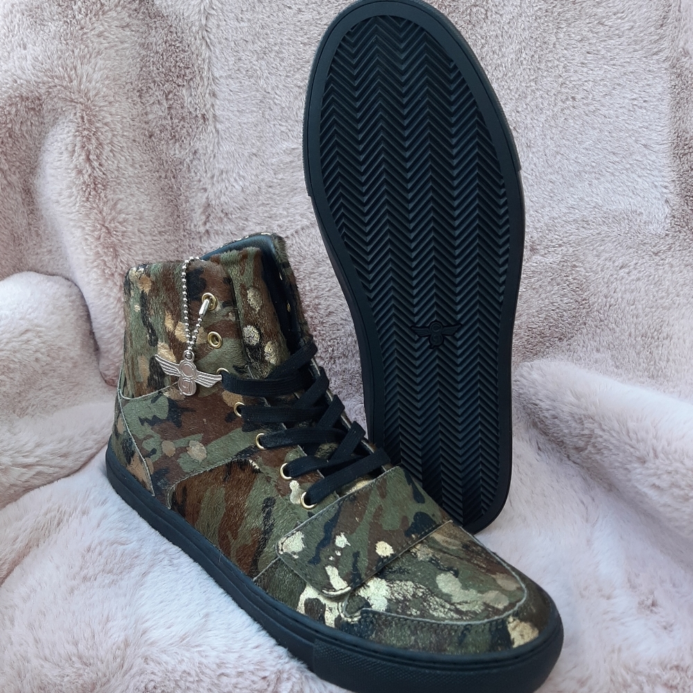 COPY - NWOT Men's Creative Recreatio